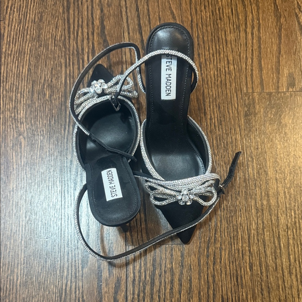 Steve Madden Black Pointed Toe Crystal Bow Ankle Tie Heels - worn once!!